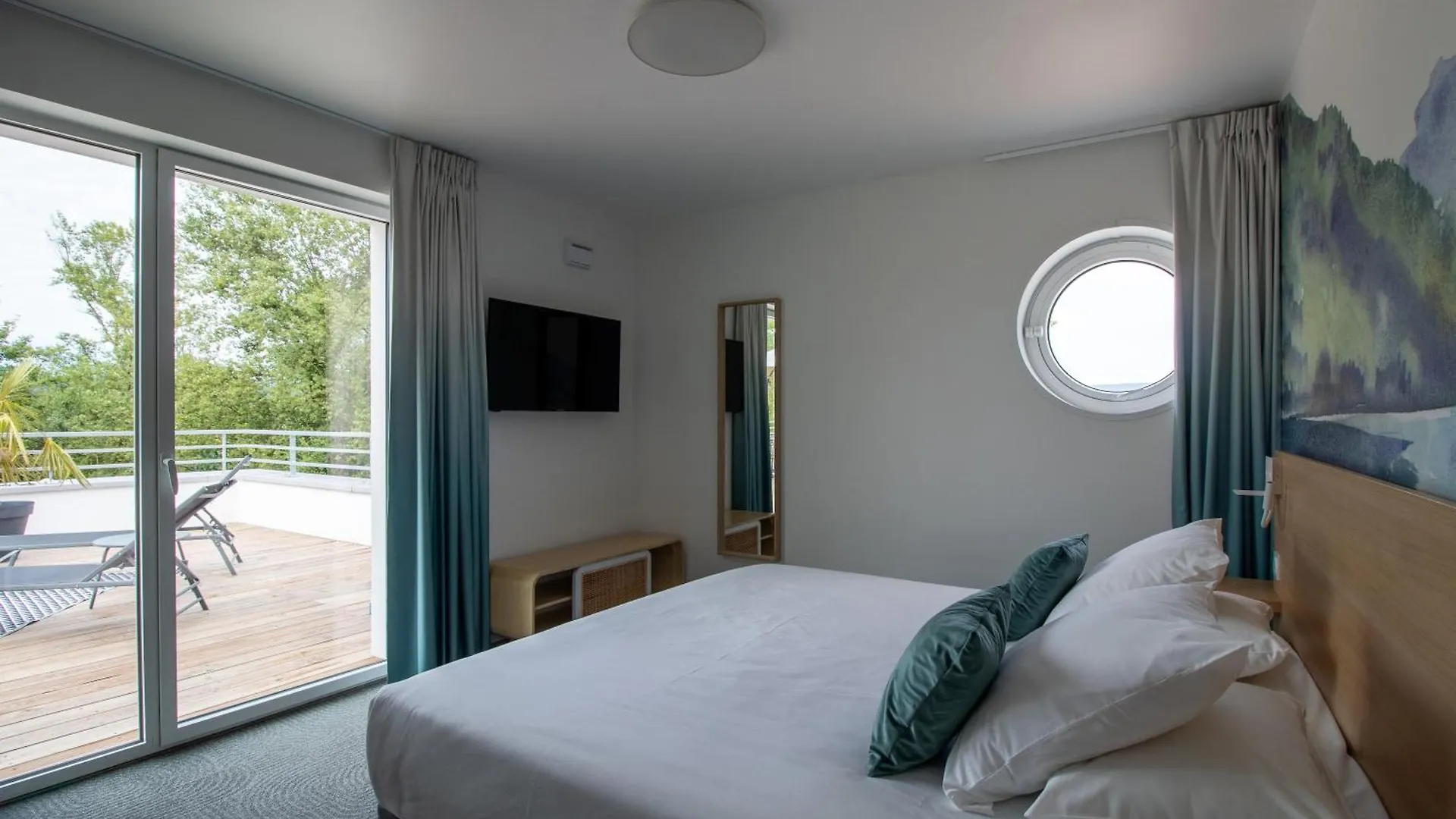 Shana Hotel & Residence Chanaz